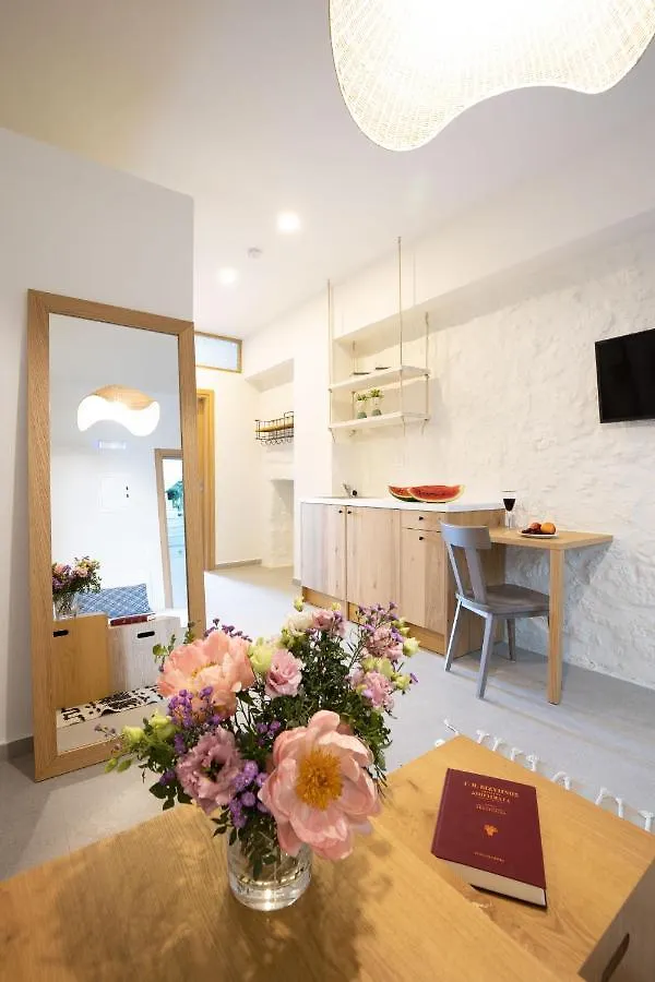 Lägenhet Μuses Suites Rethymno